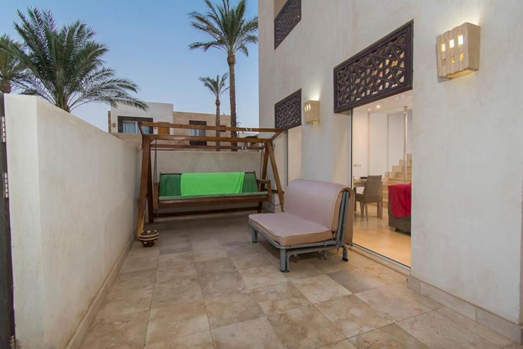 Nayah Stays, Beautiful 3-Bedroom Vacation Home With Lovely Pool Hurghada Bagian luar foto