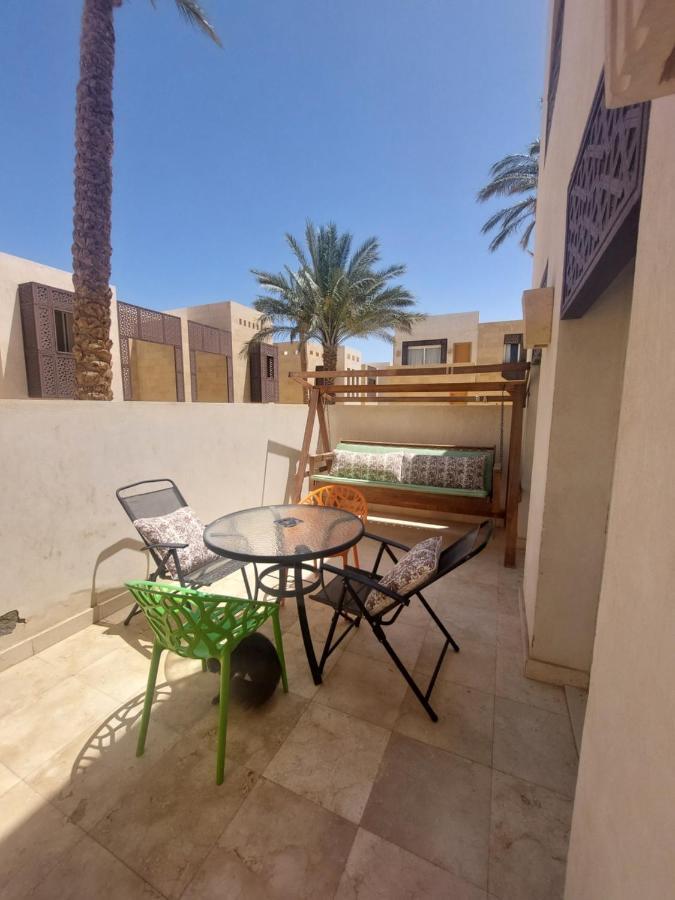 Nayah Stays, Beautiful 3-Bedroom Vacation Home With Lovely Pool Hurghada Bagian luar foto